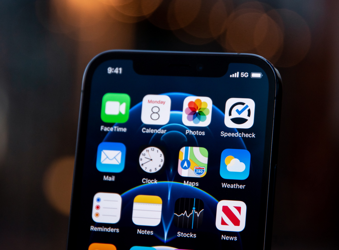 永安苹果手机维修分享为什么 iPhone 12 在冬季会自动关机 